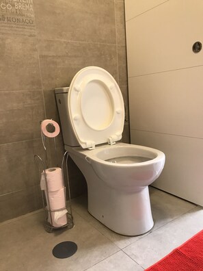 Bathtub