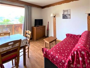 Interior - Renovated apartment 6 pers, balcony, parking (La Joue du Loup)