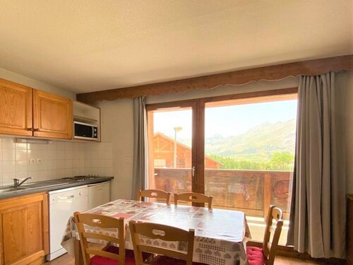 Appartement rénové 6 pers, balcon, parking, animaux admis