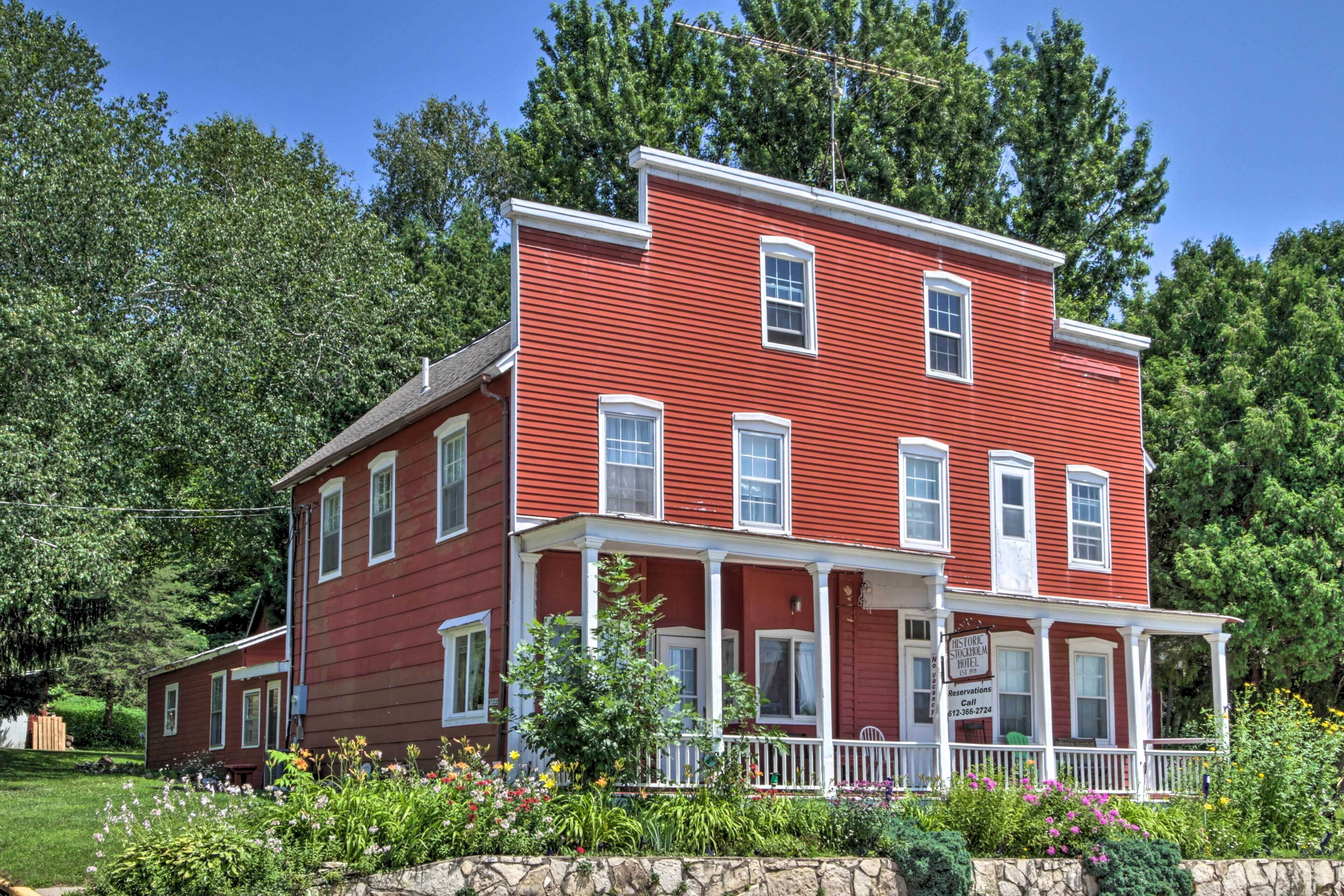 Historic Getaway w/ Backyard & Lake Pepin Views!