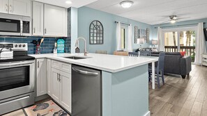 Luokittelematon kuva, 4 kautta 50, painike