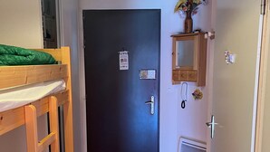 Interior - Cozy studio 4 pers, piste view, La Joue du Loup (La Joue du Loup)