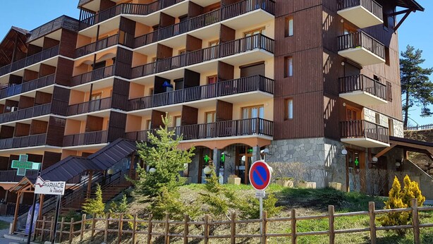 Exterior - Renovated 4 ppl apartment with balcony, pets allowed (La Joue du Loup)