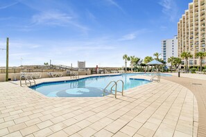 Innenpool, beheizter Pool