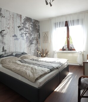 3 soverom, safe på rommet, skrivebord og strykejern/-brett