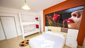 Sistema de insonorización, wifi gratis y ropa de cama 