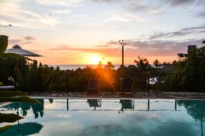 Pool - Villa Razambe Ambatoloaka (Madirokely)