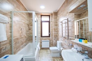Bathroom - Royal Residence Hotel (Tashkent)