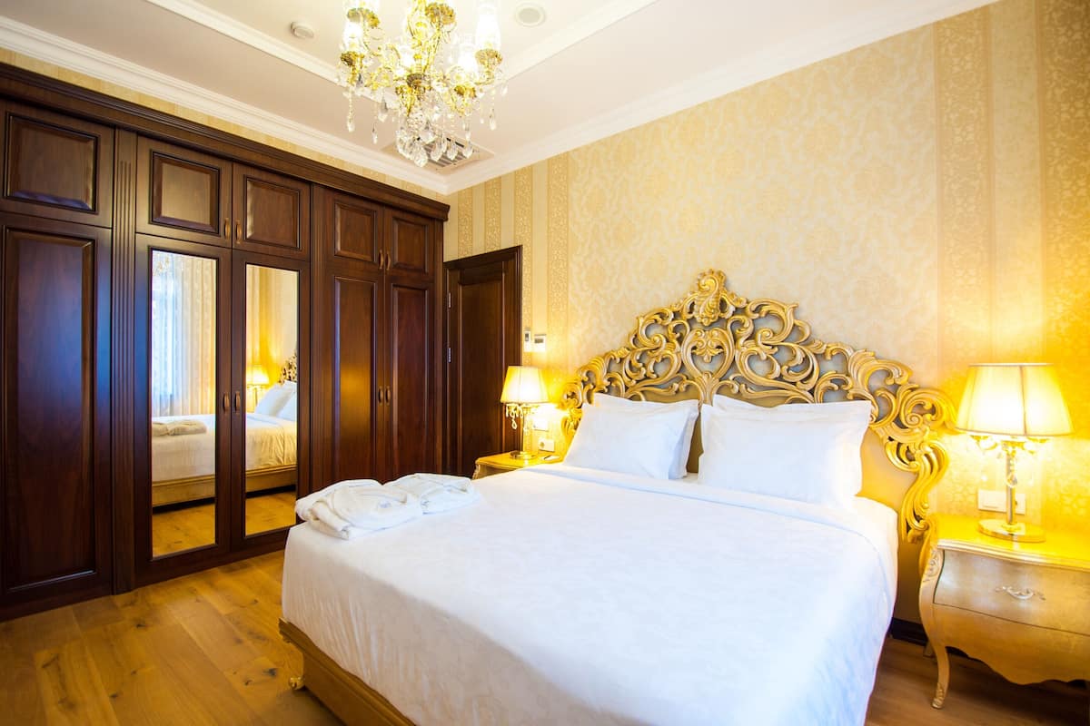 Apartment, 2 Bedrooms | 1 bedroom, premium bedding, in-room safe, individually decorated