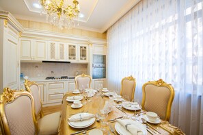 Apartment, 2 Bedrooms | Private kitchen | Fridge, microwave, oven, stovetop - Royal Residence Hotel (Tashkent)
