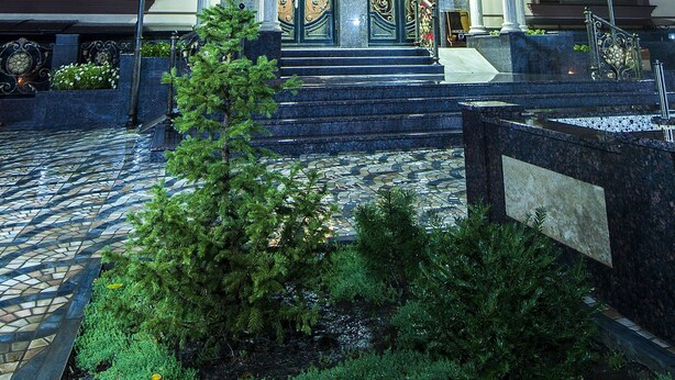 Front of property – evening/night - Royal Residence Hotel (Tashkent)
