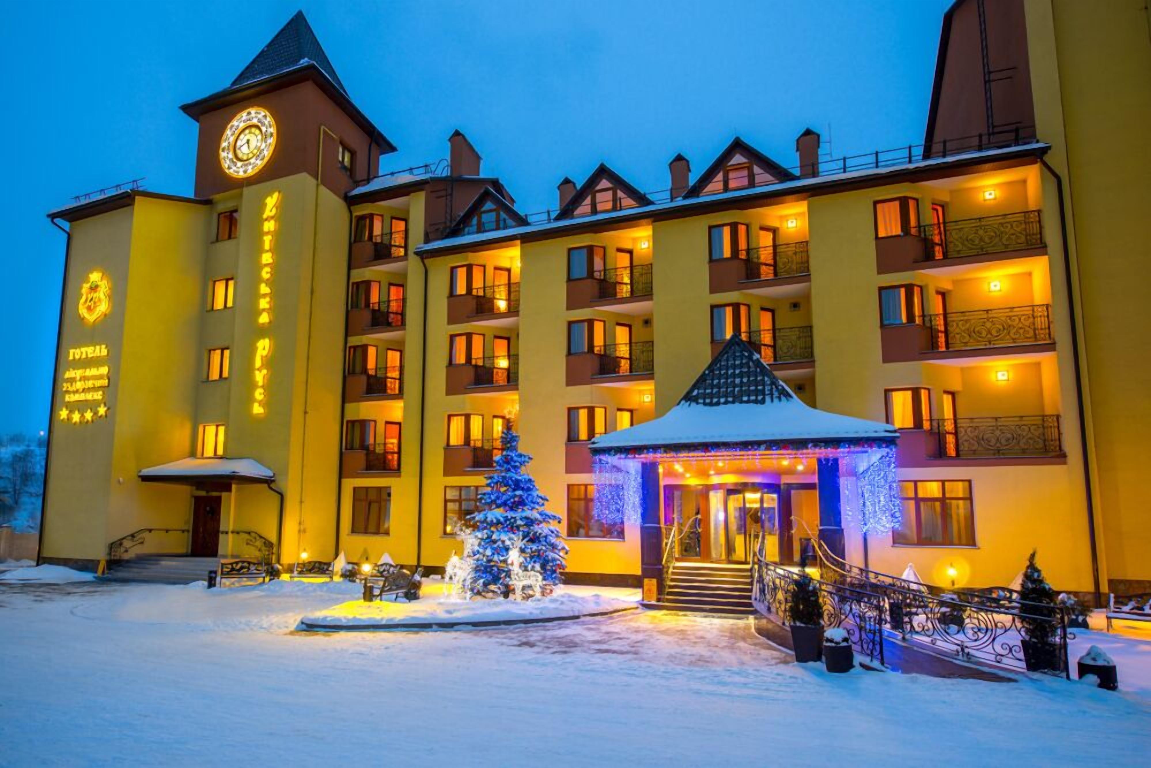 Fachada del alojamiento - Noche