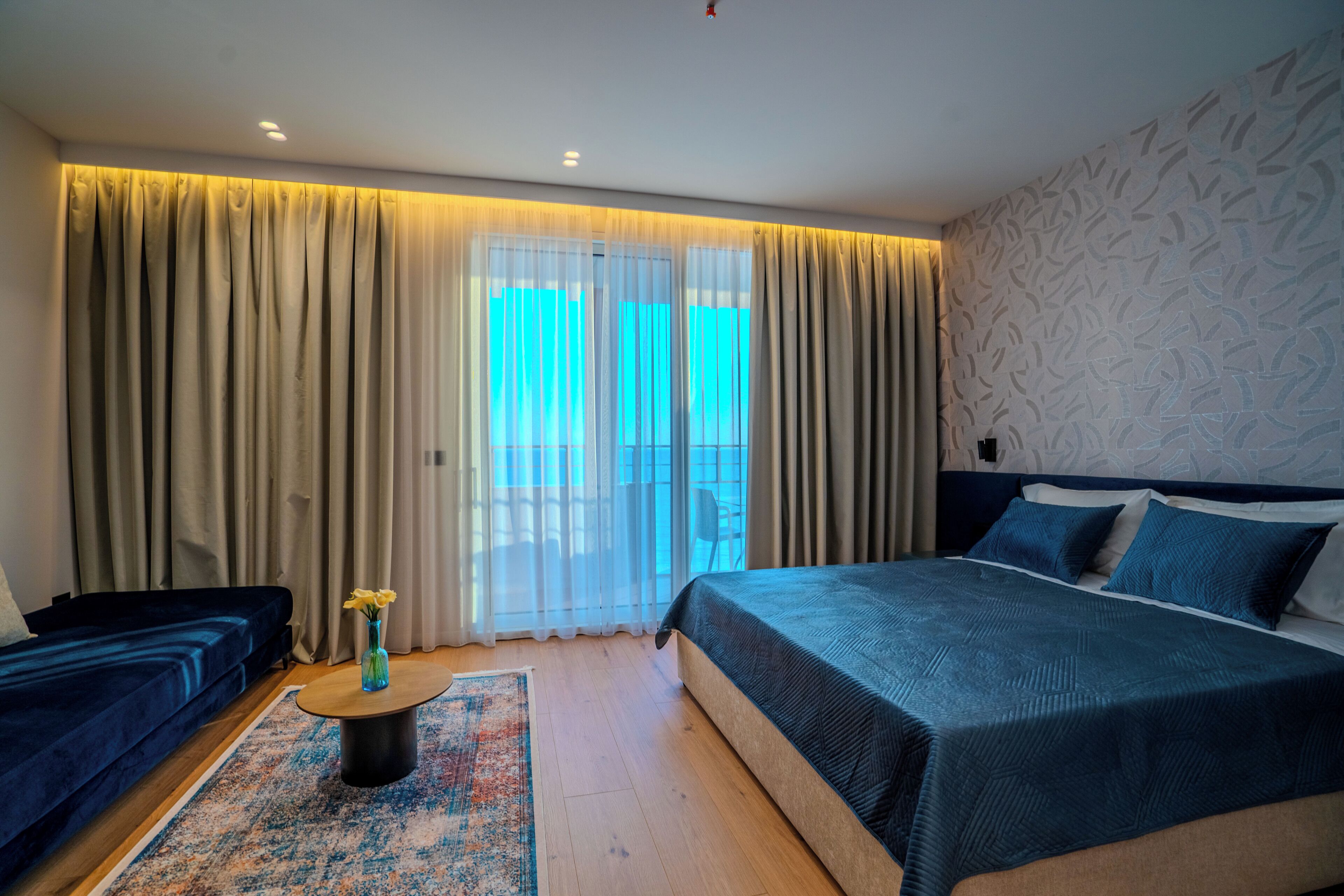 Luxury Suite | Minibar, soundproofing, free WiFi, bed sheets