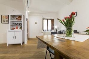 Interior - Apartment for up to 4 persons perfect to visit the whole city center on foot. (Firenze)
