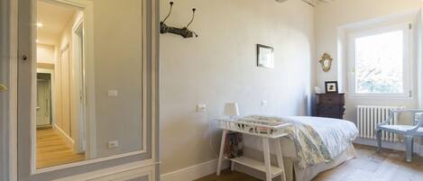 3 chambres, fer et planche Ă repasser, Wi-Fi, draps fournis