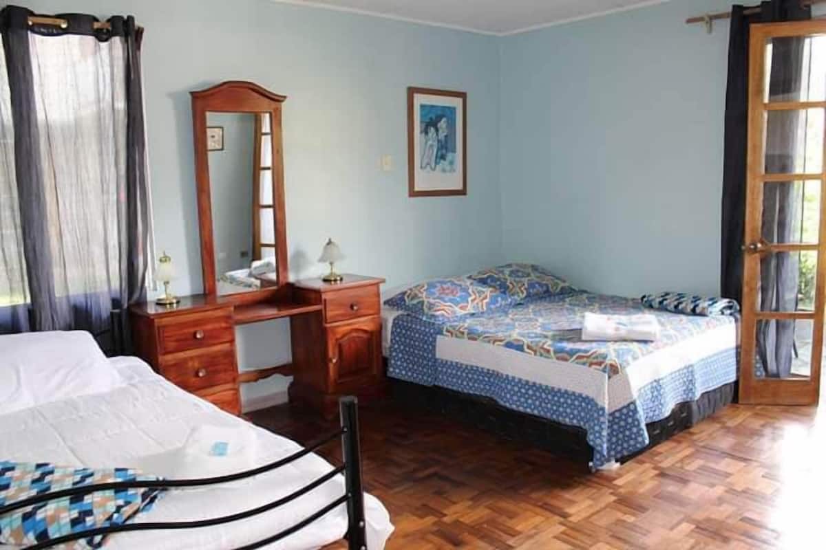 Camera Deluxe | 1 camera, biancheria da letto di alta qualità, copriletto in piuma