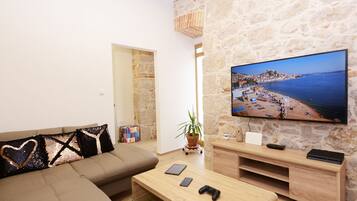 Smart TV, videojuegos y monitor de computadora