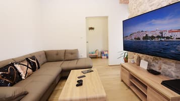 Smart-TV, Videospiele, Computerbildschirme