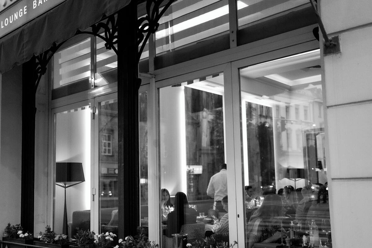 restaurant