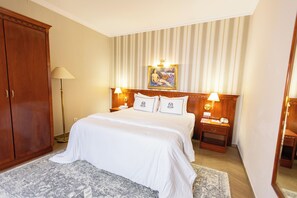 Superior Double Room | Premium bedding, minibar, in-room safe, desk