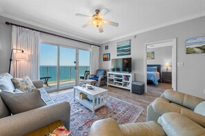 Smart TV, table football