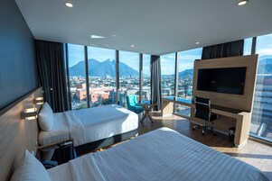 Standard Double Room | In-room safe, desk, laptop workspace, iron/ironing board