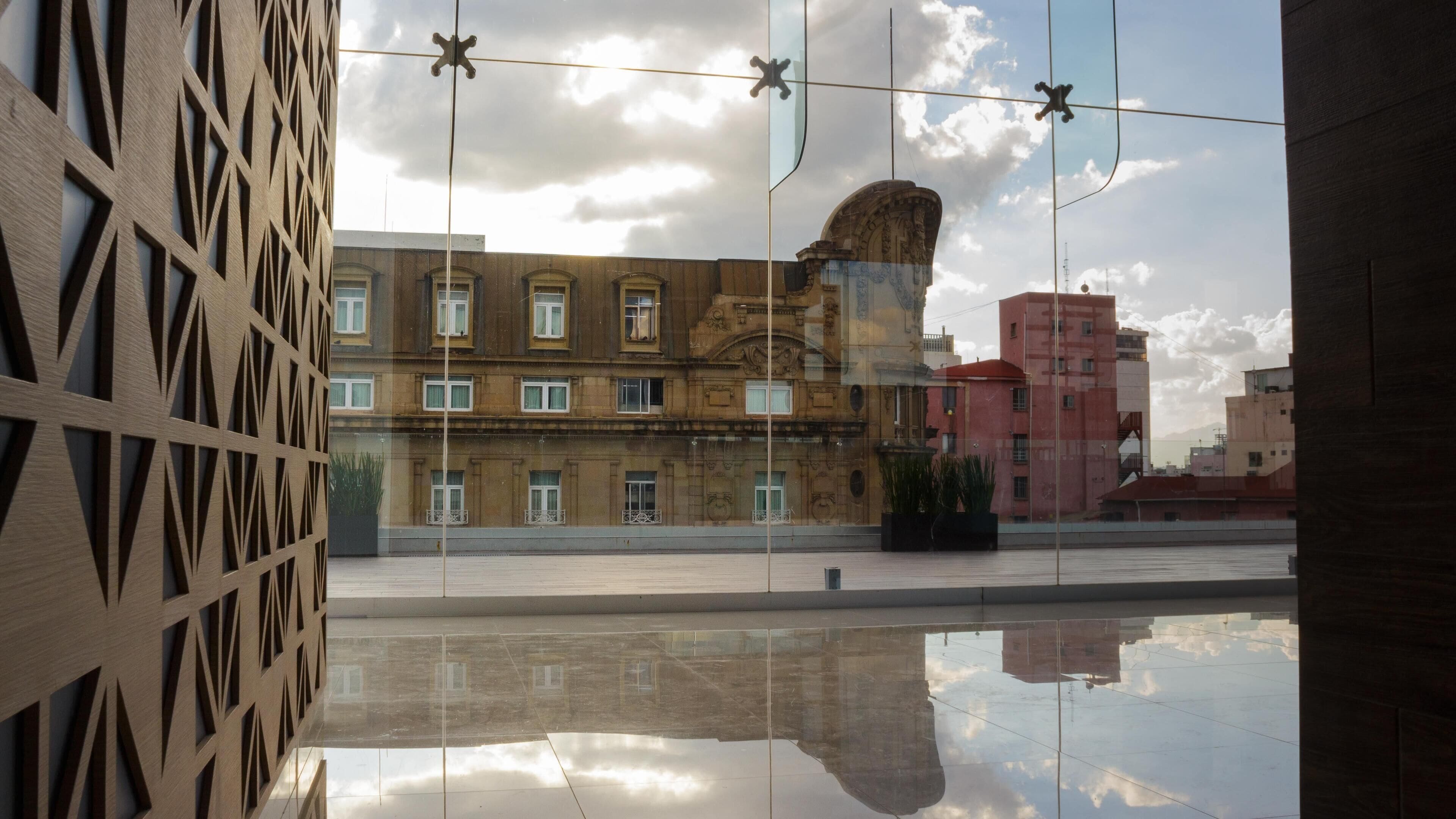 40-inch Smart TV with cable channels