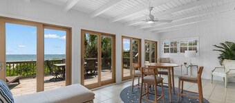 Dales Coastal Retreat Pet Friendly w Ocean Views