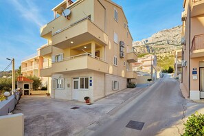 Exterior - Apartments Zelic Tucepi  S3 (Tucepi)