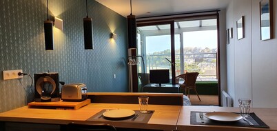 Perros, vista al mar, estudio renovado frente a la playa de Trestraou 