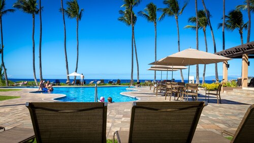  16B; Ocean View, Quiet Beachfront King Studio in Luxurious Wailea Ekahi Resort