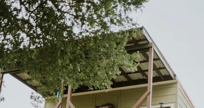 Romantic Riverfront Retreat