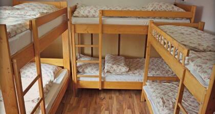 Apartmanets