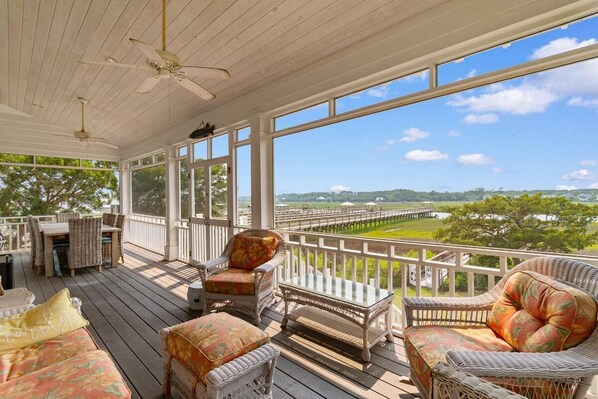 Property grounds - Unwind and Indulge at Five Stars Beach Home (Pawleys Island)