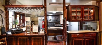 Blue Goose / Brook Road Inn