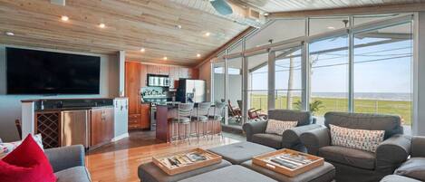 Smart TV, stereo, printers