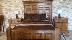 Family Suite | Iron/ironing board, WiFi (free), individually furnished, bed sheets