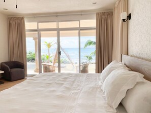 6 bedrooms, iron/ironing board, WiFi, bed sheets