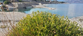 Holiday House Doda with terrace and seaview, 150m from the beach