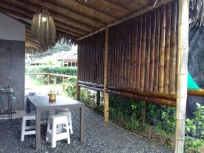 Outdoor dining - VALLES DE OLON- RUTA DEL SOL - CASA ENTERA (Olon)