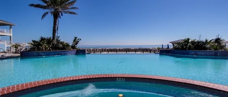 Outdoor pool, an infinity pool