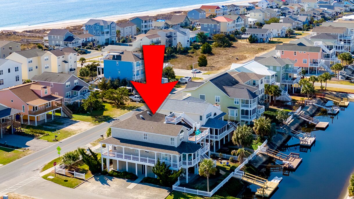 BEAUTIFUL OCEAN ISLE BEACH 7 BEDROOM  CANAL HOME