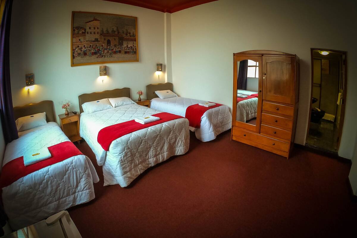 Traditional-Dreibettzimmer
