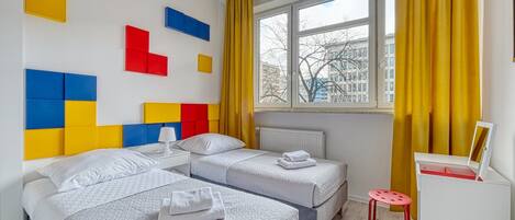 Cortinas blackout y sistema de insonorización