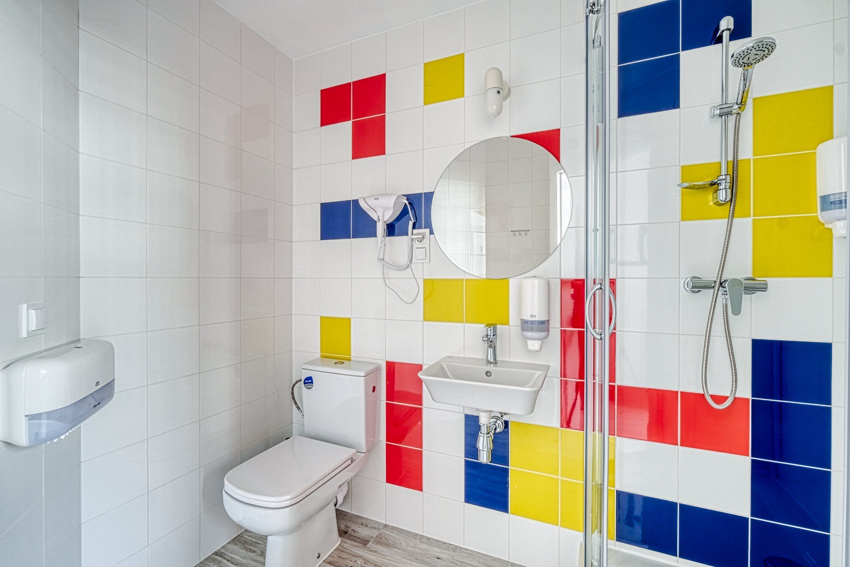 twin room, private bathroom | bathroom | shower, free toiletries, hair dryer, slippers