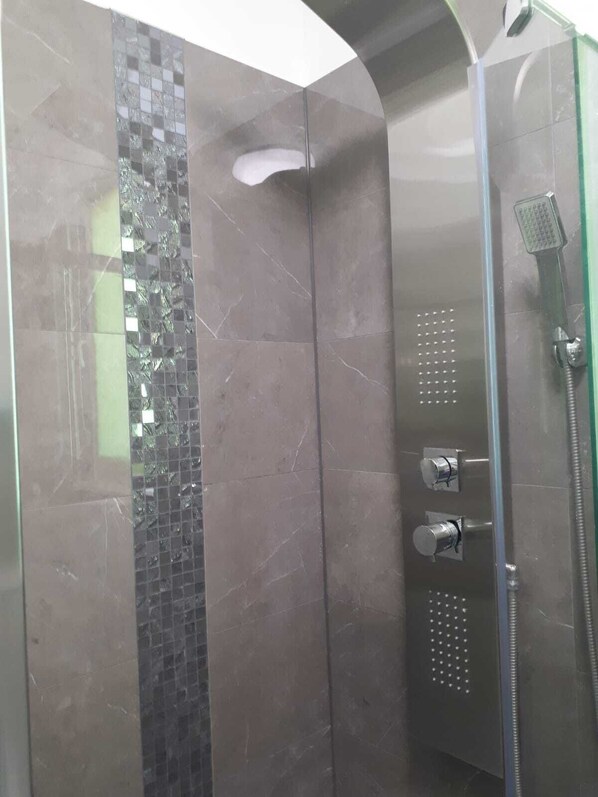 Dusche
