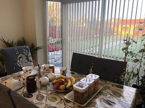 Desayuno inglés diario (GBP 25 por persona)