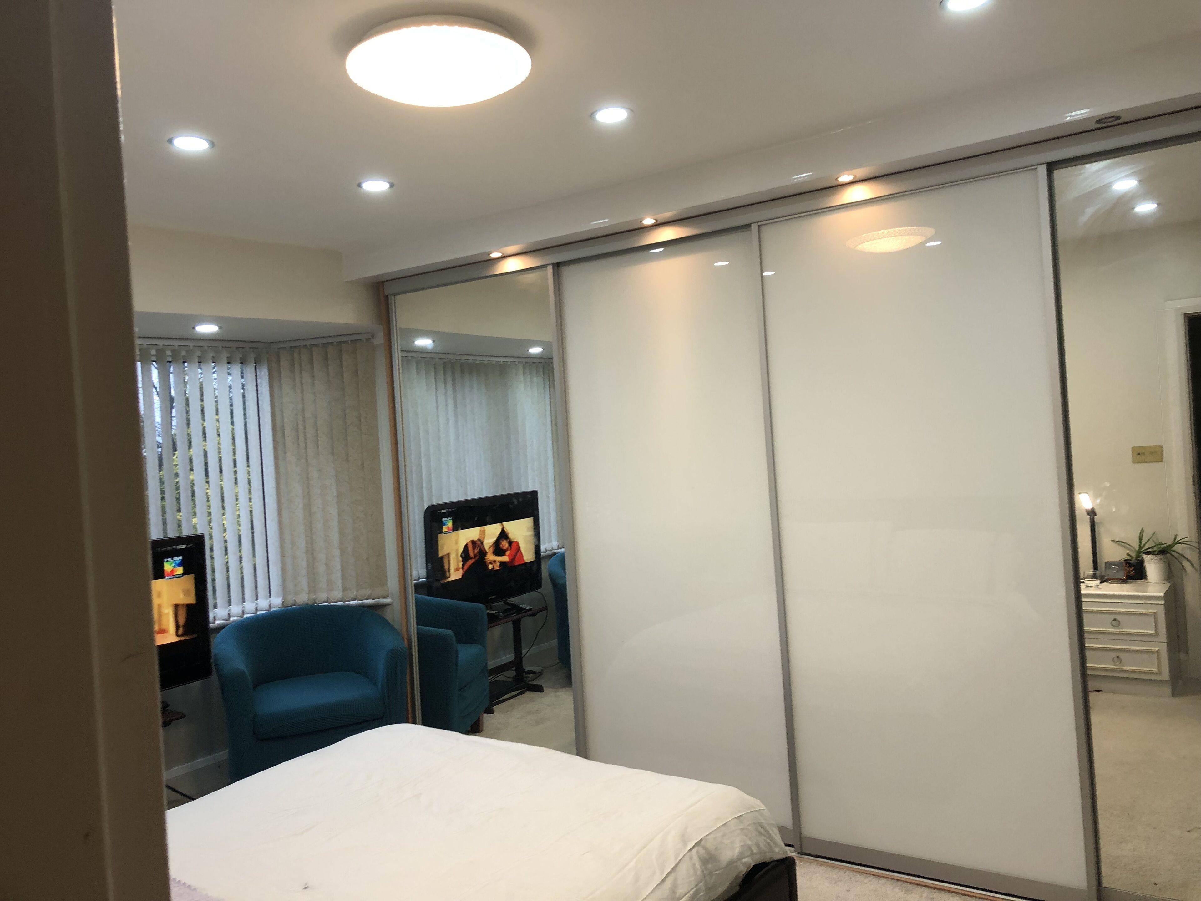 Premium-Zimmer, 1 King-Bett | Individuell dekoriert, individuell eingerichtet, Bügeleisen/Bügelbrett