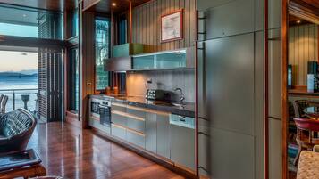 Micro-ondes, four, plaque de cuisson, lave-vaisselle