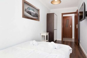 1 室のベッドルーム、アイロン / アイロン台、WiFi、ベッドシーツ